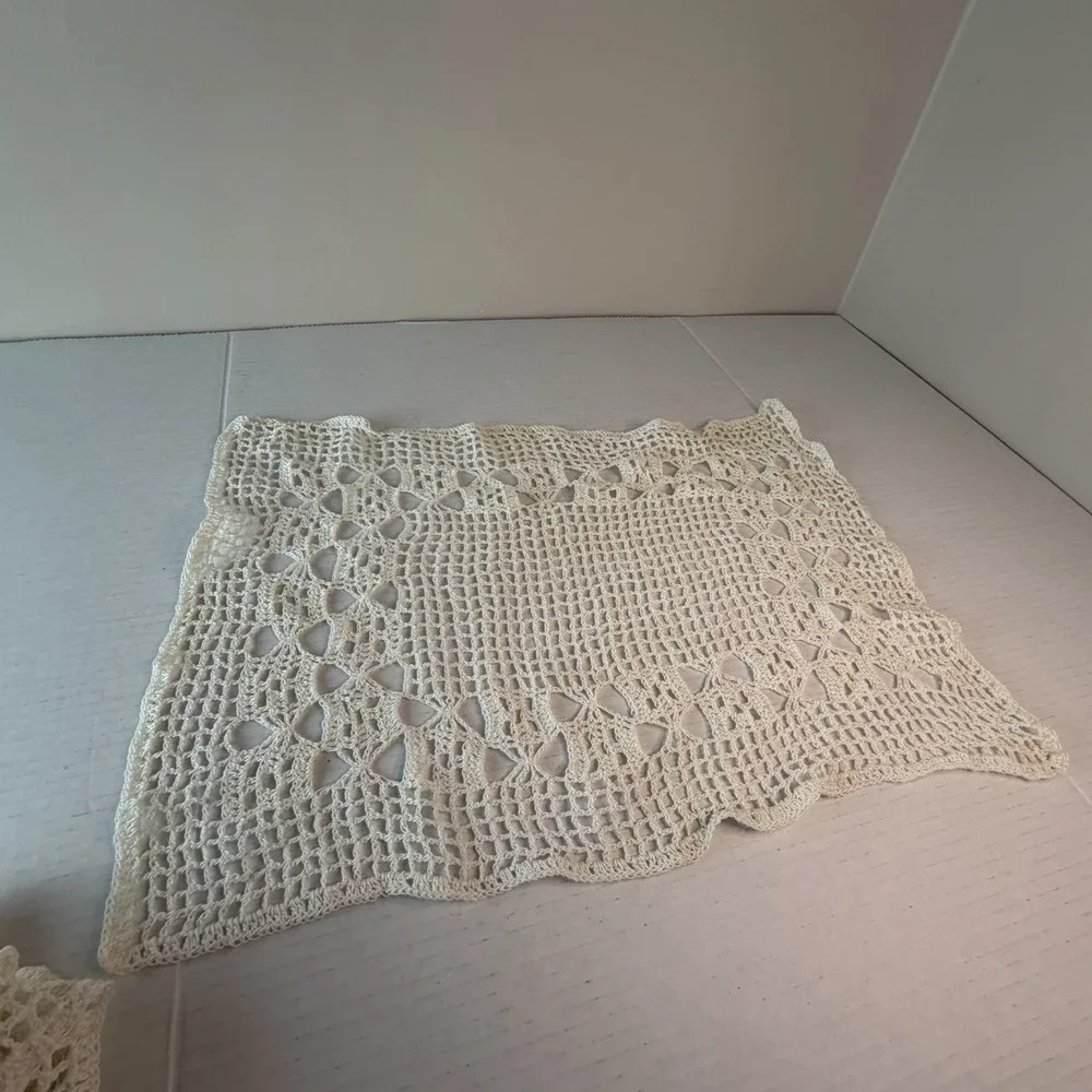 Vintage Victorian White Ivory Cottagecore Crochet Doily Rectangle Decor 4 PC Set